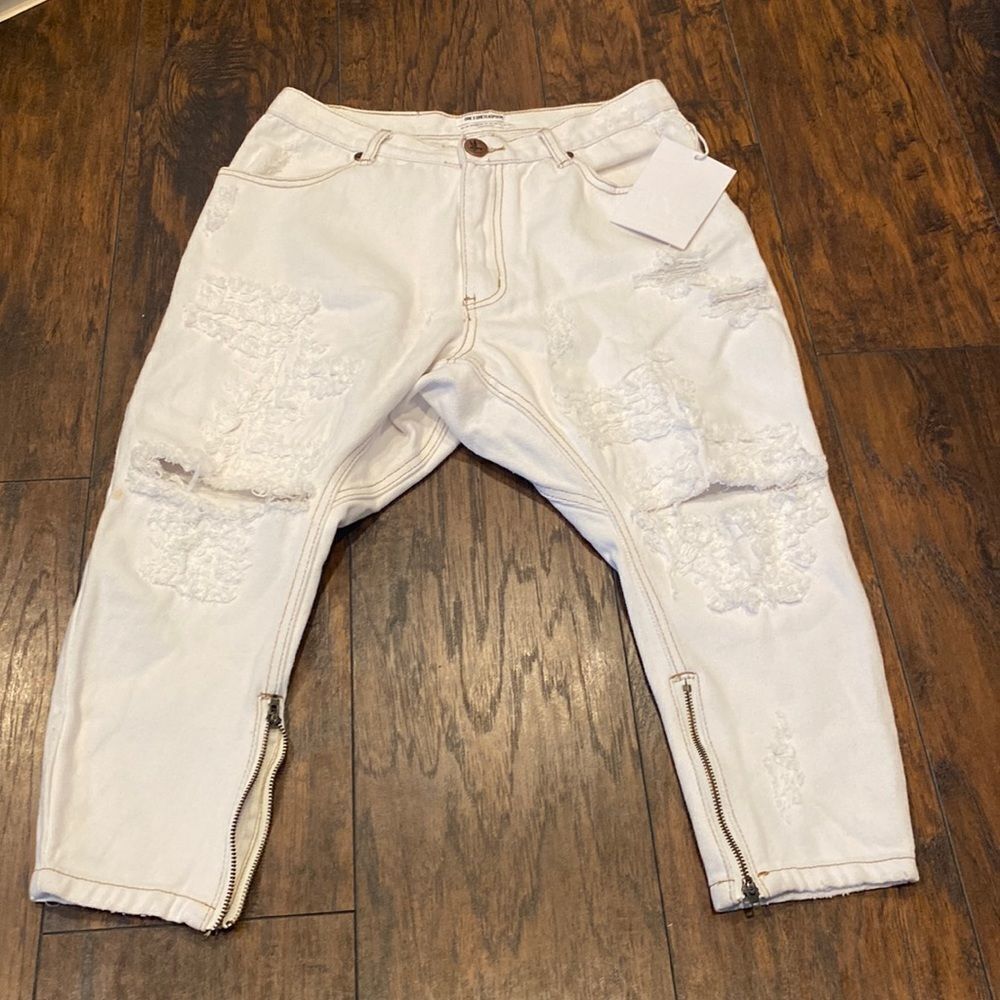 one x one teaspoon cropped white distressed jeans size 25 NWT
